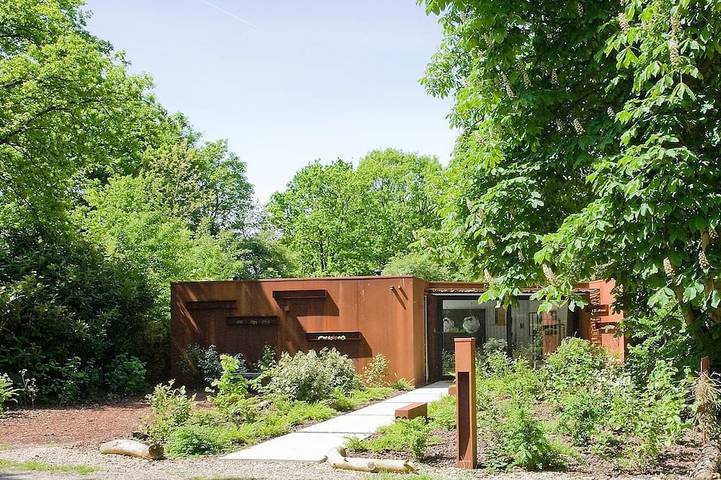 Ferienhaus für 4 Personen, mit Whirlpool und Terrasse sowie Sauna und Garten