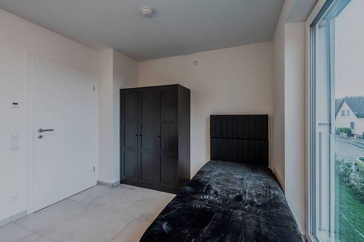 Ganze Wohnung, Wunderschöne 2-Zimmer-Wohnung Usm I Kamin & Balkon I Familie I Homeoffice in Böblingen, Landkreis Böblingen