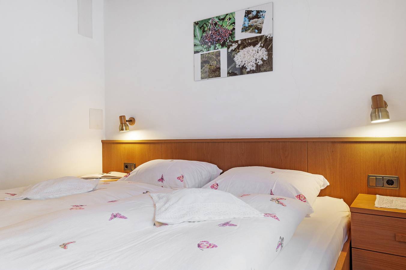 Ganze Wohnung, Ferienwohnung 'Holunder' mit gemeinsamer Terrasse und Wi-Fi in Schnauders, Feldthurns