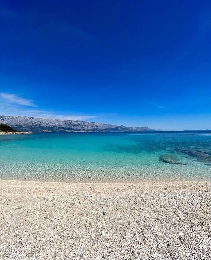 Villa pour 6 personnes, avec piscine ainsi que bassin pour enfant et jardin à Sumartin - 2