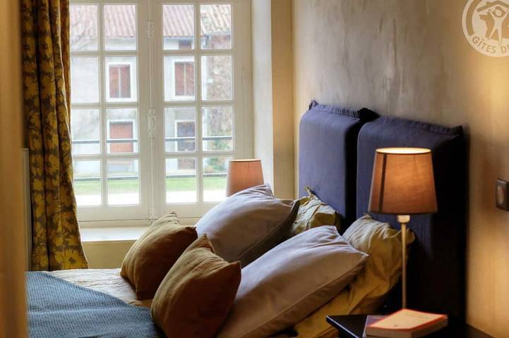 Gîte pour 10 personnes, animaux acceptés à Sainte-Croix-en-Jarez - 4