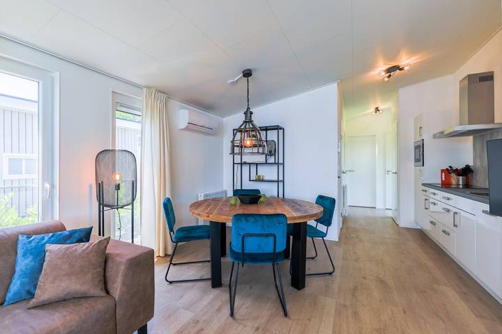 Ferienhaus für 4 Personen, mit Balkon/Terrasse und Terrasse sowie Garten und Seeblick in Overijssel - 4