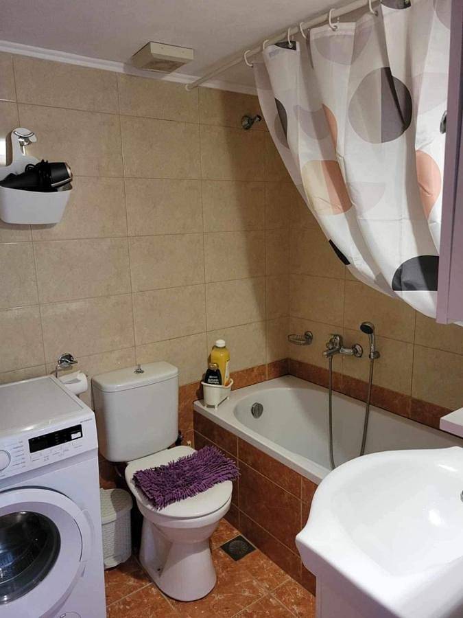 Gîte pour 5 personnes, avec jardin et vue dans Palaiochora - 2