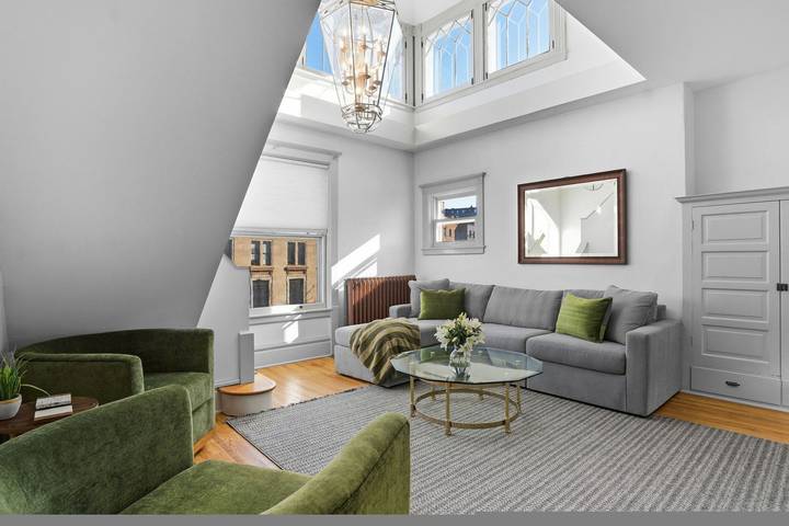 Vacation rental for 14 people, with terrace, kid friendly in Twin Cities