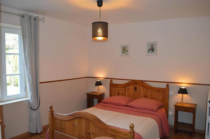 Chambre d’hôte pour 2 personnes, avec vue ainsi que piscine et jardin dans Lac du Bourget - 4