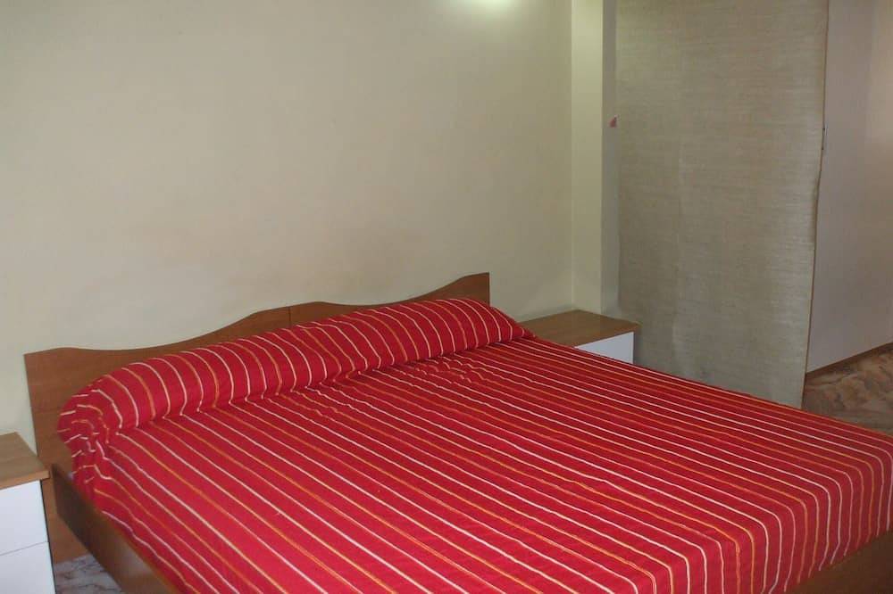 Entire apartment, One bedroom apartment in central location in Messina, Messina Province