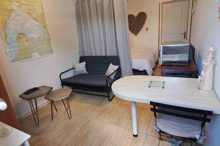 Apartamento de vacaciones para 2 personas, con jardín y piscina, Se admiten mascotas - 1