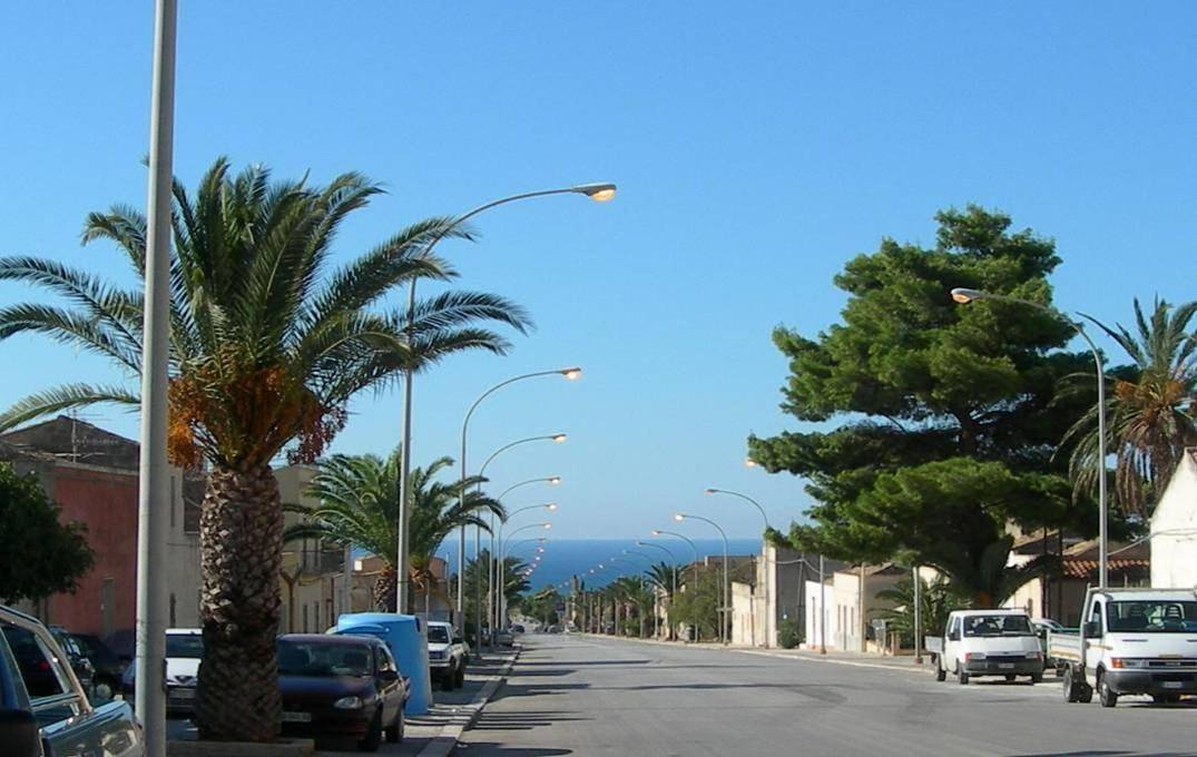Oasi del Sole - sun and sea - Orange house in Castelluzzo, San Vito Lo Capo