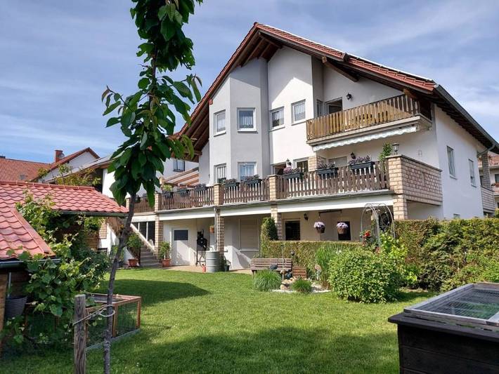 Ferienwohnung für 6 Personen, mit Balkon und Terrasse sowie Ausblick