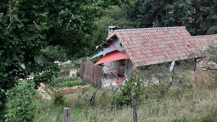 Gîte pour 2 personnes, avec jardin à Cros-de-Géorand