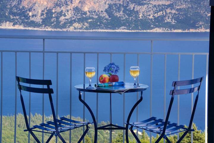 Ferienhaus für 6 Personen, mit Balkon und Terrasse sowie Garten in Fiskardo