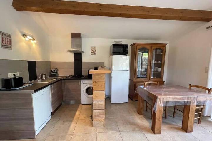 Gîte pour 2 personnes, avec piscine à Bessas - 2
