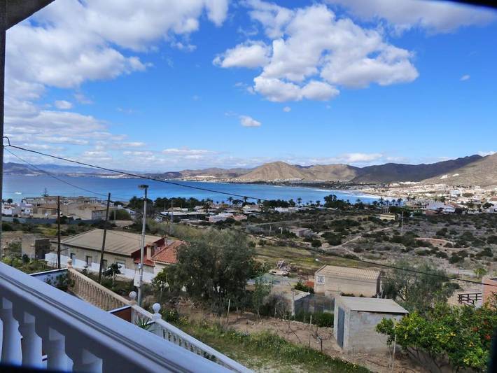 Apartamento para 8 personas, con balcón y vistas en La Azohía