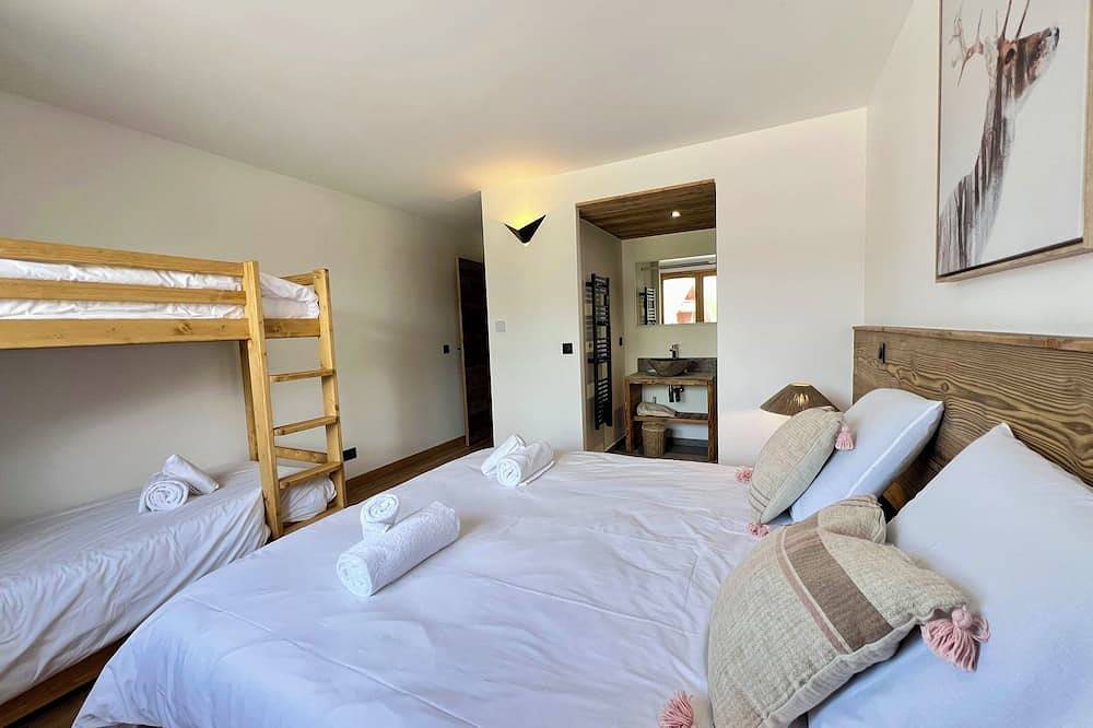 Geheel appartement, Oxalis 105: Superb new apartment | 10 people | Pied des pistes resort center  in Le Praz de Lys, Taninges