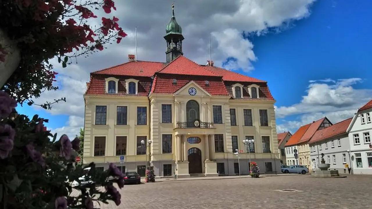 Ganze Ferienwohnung, Ferienwohnung für 3 Personen (28 m²) in Teterow in Teterow, Mecklenburgische Seenplatte