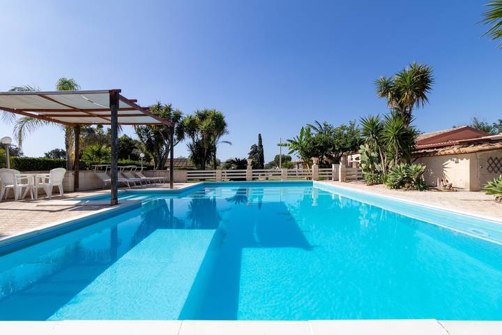 Villa pour 14 personnes, avec jardin, animaux acceptés en Sicile - 4