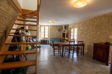 Gîte pour 4 personnes, avec jardin et terrasse à Mussidan