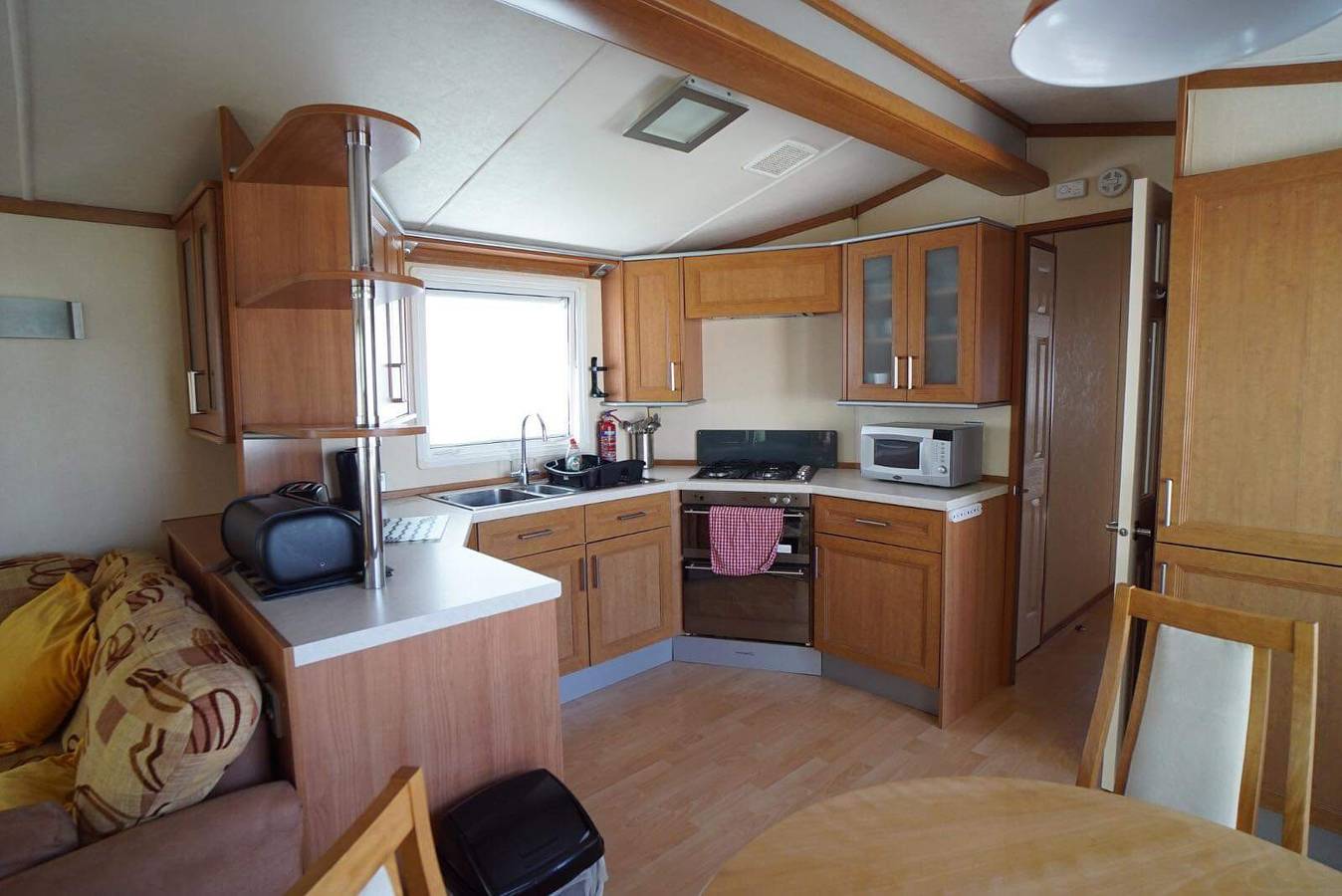 Cozy 2 bedroom Coastal Chalet in Hunstanton in Heacham, Norfolk Coast