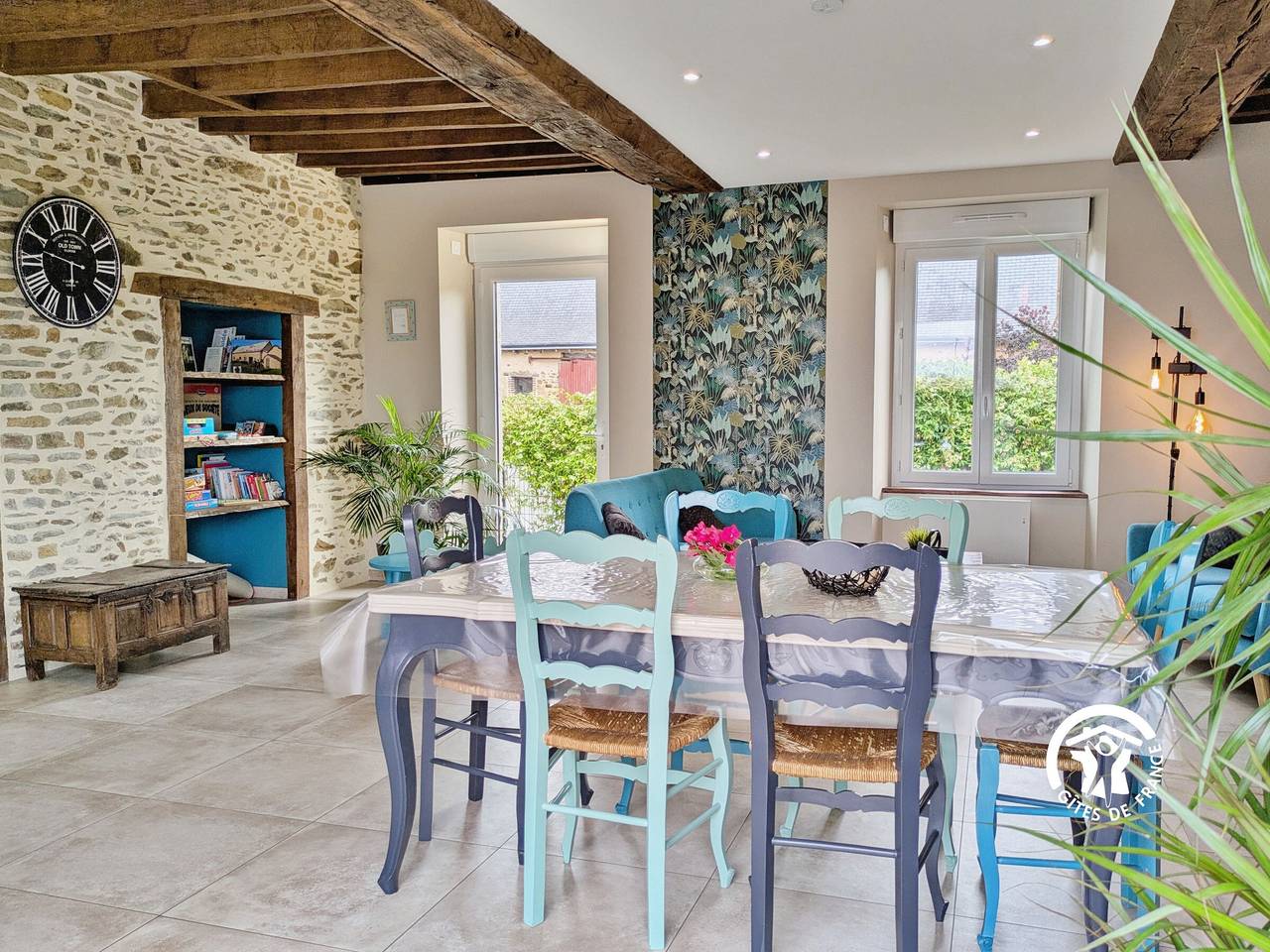 Casa Rural Naturaleza y Confort, 6 Pers., Pmr, Jardín, Juegos al aire libre in Cossé-le-Vivien, Mayenne (desambiguación)