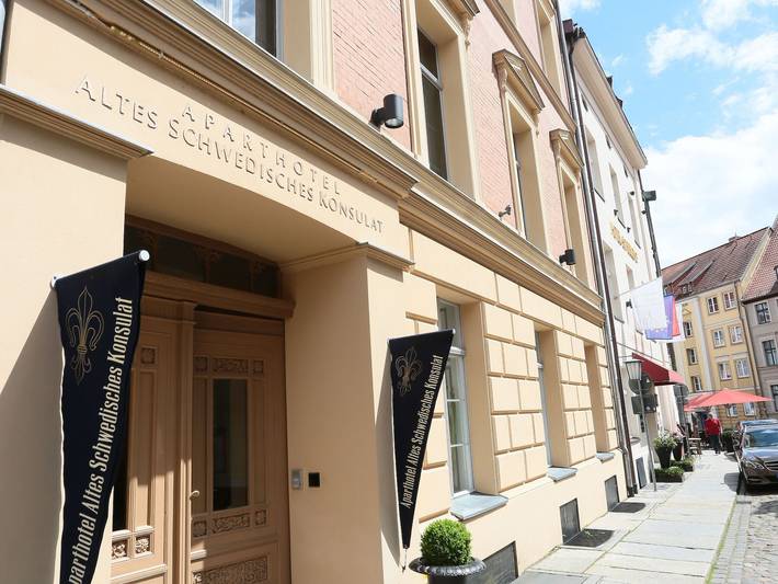 Ferienwohnung für 2 Personen, mit Garten und Ausblick sowie Seeblick und Terrasse beim Ozeaneum Stralsund - 2
