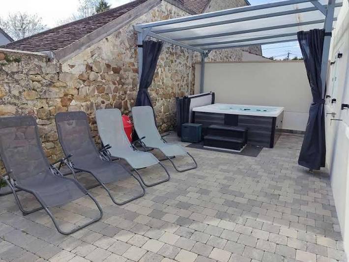Chambre d’hôte pour 2 personnes, avec jacuzzi ainsi que jardin et terrasse dans Oise - 2