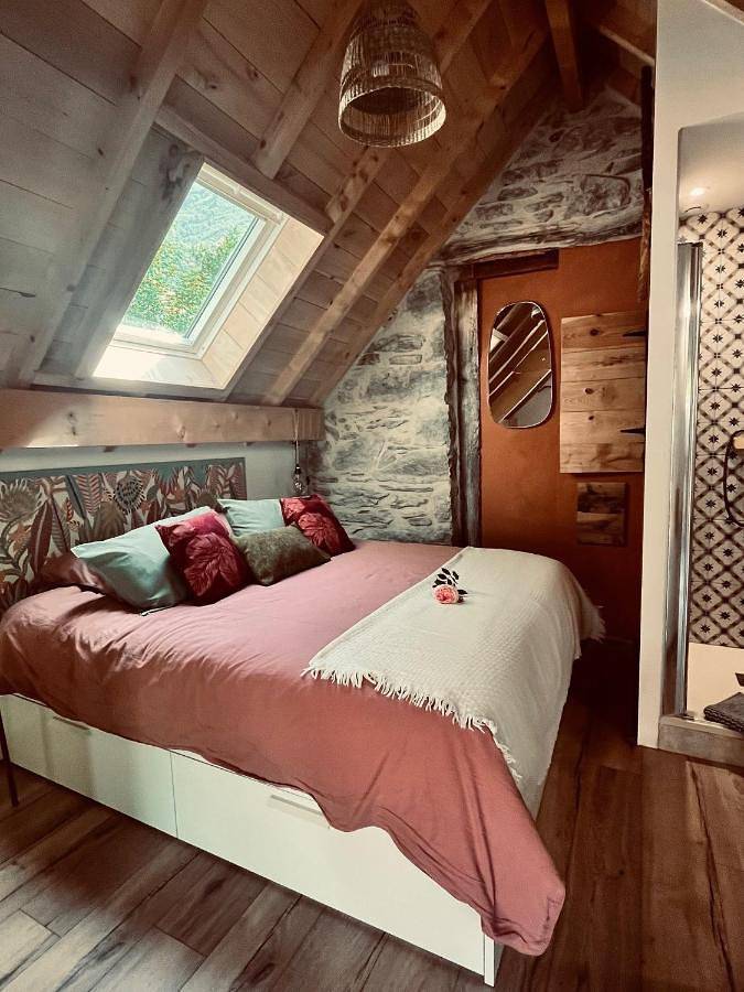 Chambre d’hôte pour 2 personnes, avec Terrasse ainsi que Jardin et Vue à Cauterets