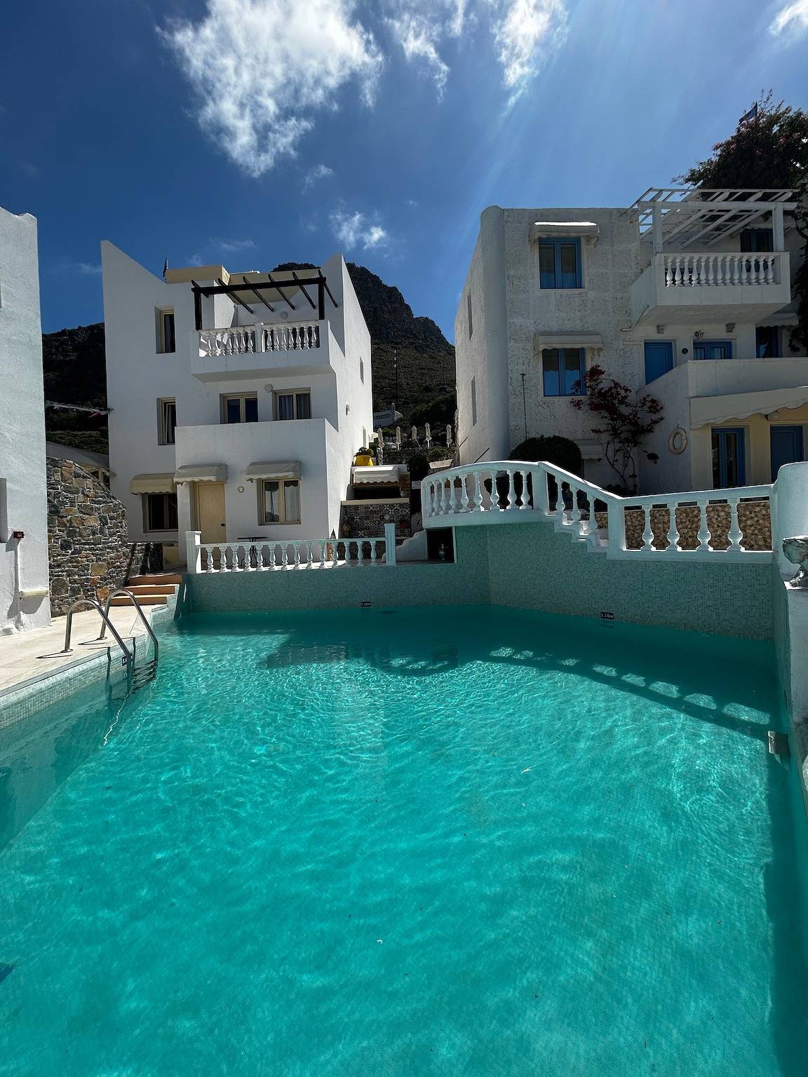 Entire holiday apartment, Apartment - Sleeps 10 - Parking - Garden - Pool in Koutouloufari, Iraklio-Heraklio region
