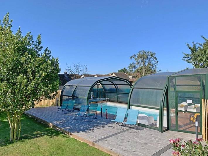 Chambre d’hôte pour 4 personnes, avec jacuzzi ainsi que piscine et jardin à Bois-Jérôme-Saint-Ouen