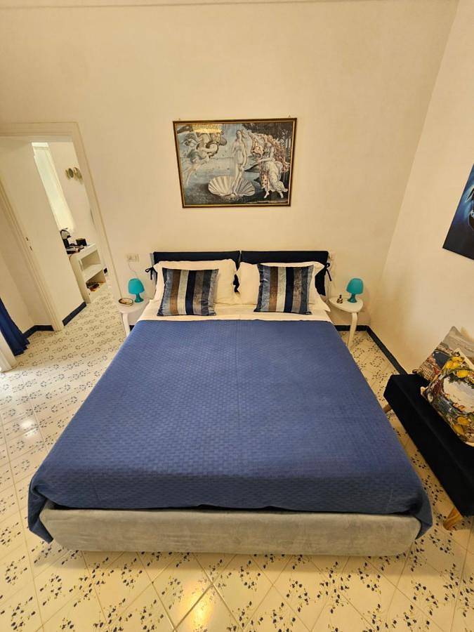 Chambre d’hôte pour 3 personnes, avec terrasse, animaux acceptés à Capri - 2