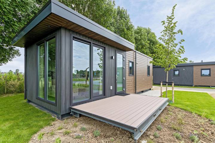 Vakantieappartement voor 4 personen, with kinderzwembad and zwembad as well as terras, met huisdier in Zuid-Holland