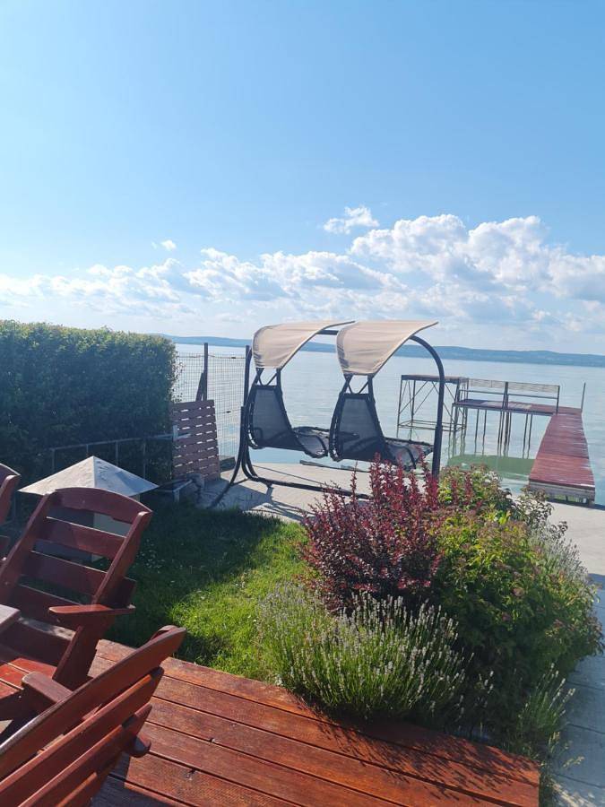 Flamingó Apartman in Balatonszarszo, Plattensee Südufer