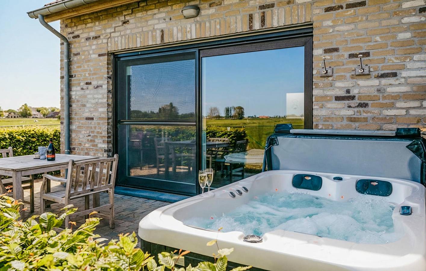 Maison de vacances pour 4 personnes avec terrasse in Nieuwkapelle, Dixmude