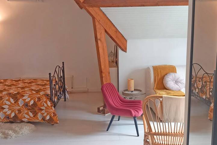 Location de vacances pour 5 personnes, avec jardin à Chennevières-sur-Marne - 2