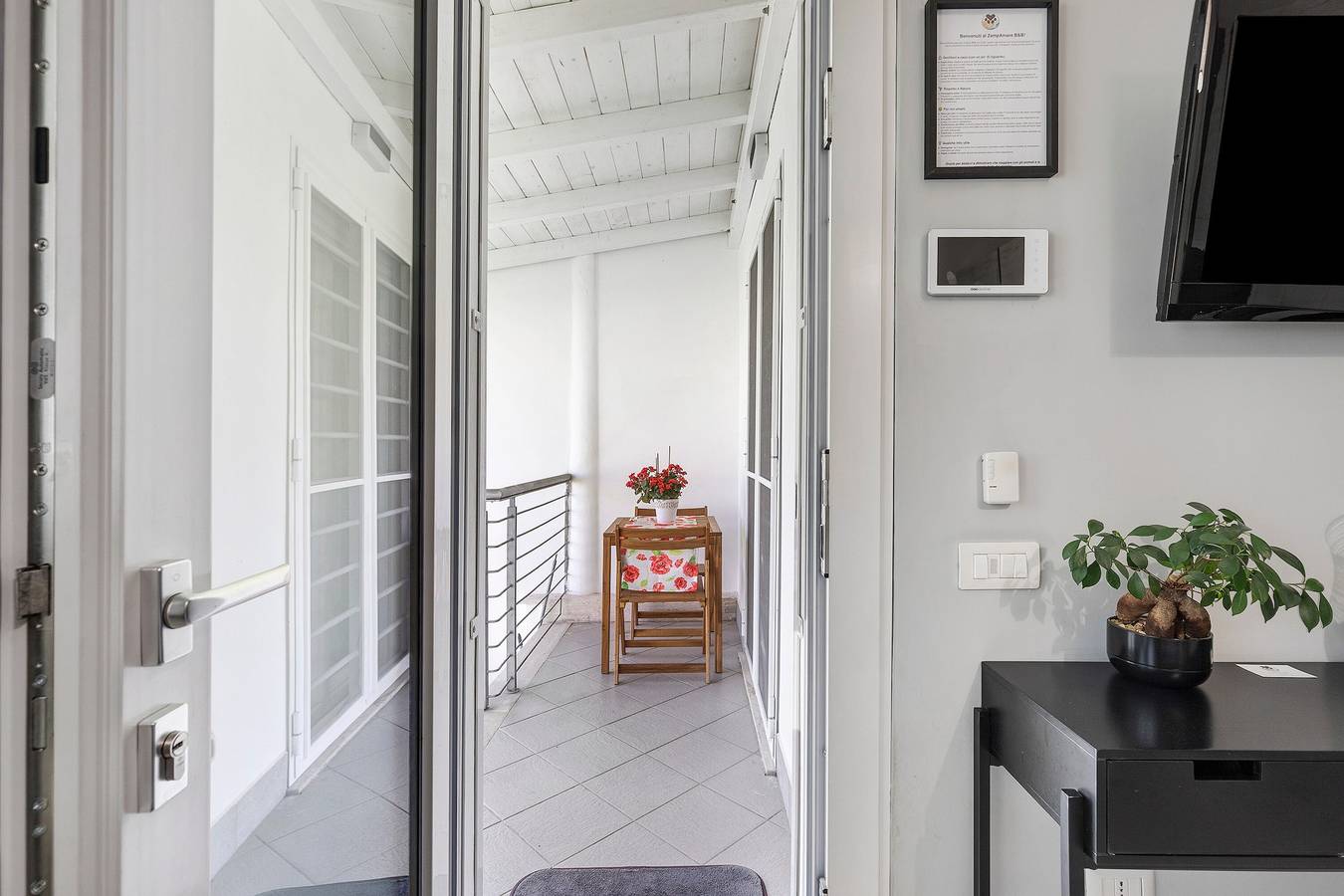Casa Vacanze 'Zampamare Bb - Anzio' con Terrazza Privata, Giardino Privato e Wi-Fi in Anzio, Provincia di Roma