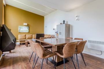 Location de vacances pour 8 personnes, avec sauna à Froidchapelle