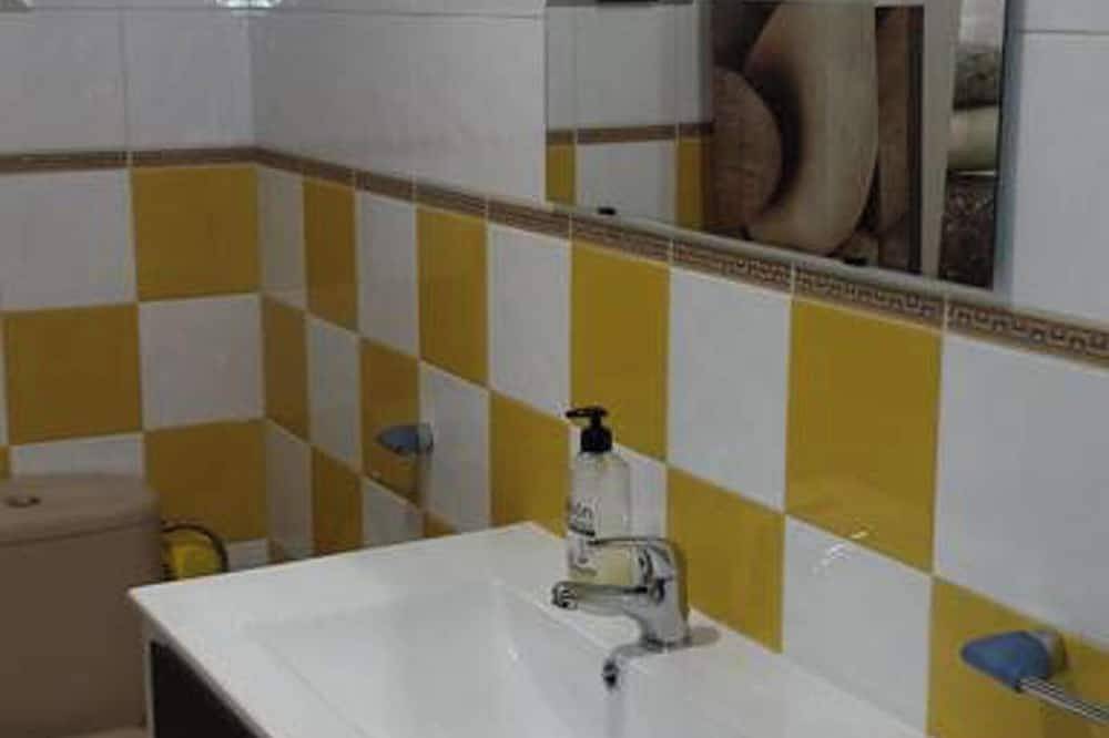 Apartamento entero, Homerez - Amplio Apartamento en Tavernes - 100 m² in Tabernes de Valldigna, Costa de Valencia