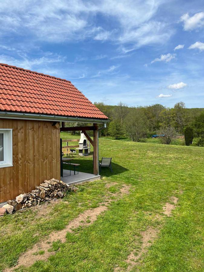 Location de vacances pour 6 personnes, avec jardin et jacuzzi à Champagney - 2