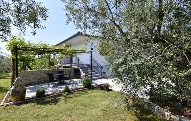 Ferienwohnung für 4 Personen, mit Balkon/Terrasse in Savudrija