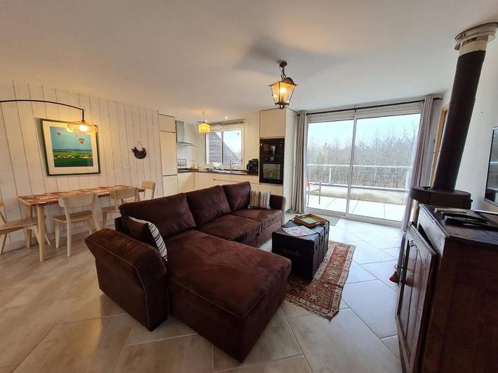 Location de vacances pour 4 personnes, avec balcon à Jouy-le-Potier