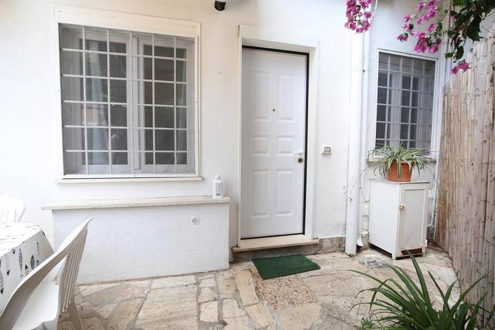 Location de vacances pour 4 personnes, avec jardin et terrasse à Fregene - 4