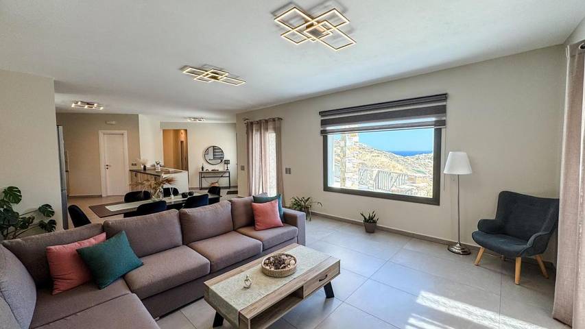 Vakantiewoning voor 6 personen, met terras en uitzicht in Poseidonia