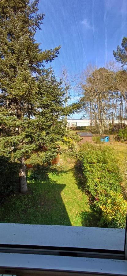 Double Room with Shared Bathroom in Saint-Médard-en-Jalles, Région de Bordeaux