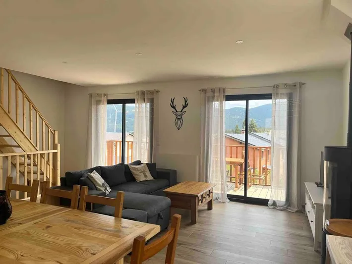 Casa rural para 6 personas, con vistas además de jardín y terraza - 1