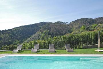 Villa With Pool for 10 People in Lucca, Lucca Province, Photo 2