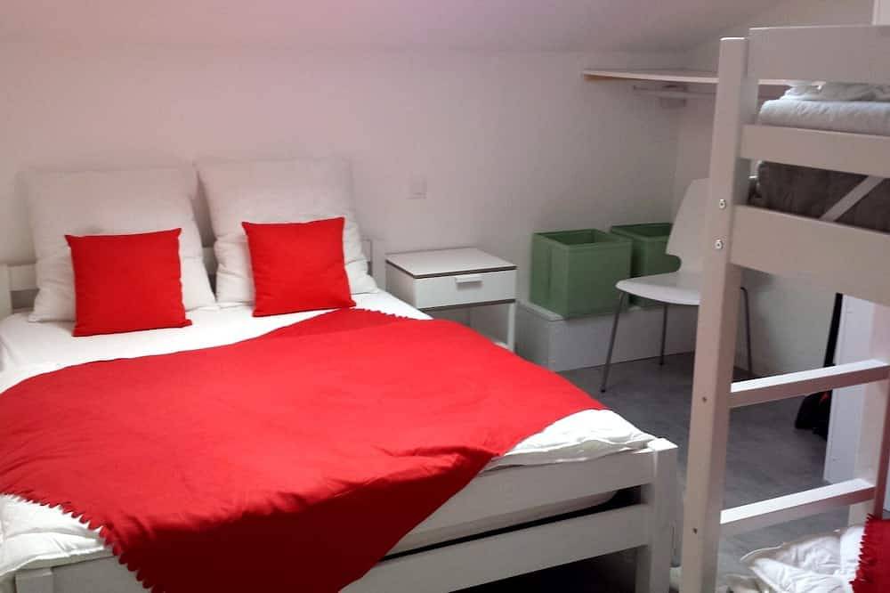 Apartamento entero, Apartamento en un entorno auténtico con terraza privada y vista a la montaña in Ascain, Region de Bayona