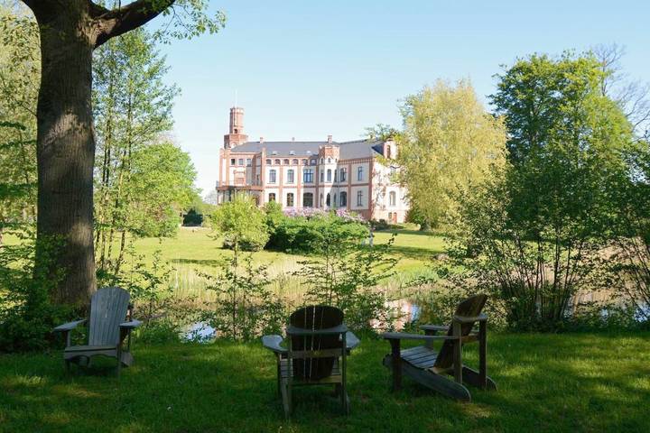 Hotel für 2 Personen, mit Terrasse und Garten sowie Sauna und Ausblick in Benz (bei Wismar)