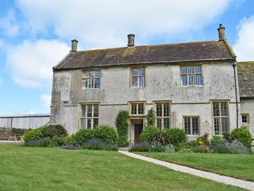 Cottage for 12 People in Dorset, South West England, Photo 1