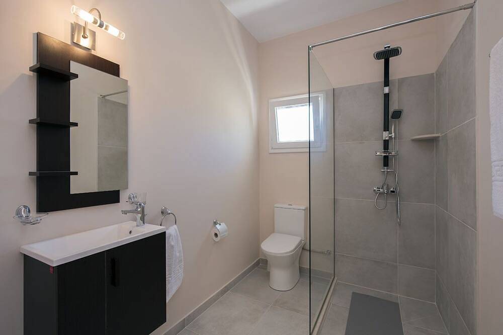 Close to the beach, spacious one-bedroom apartment with sea views., foto 4