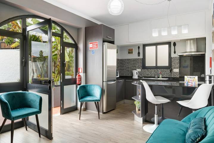 Ferienhaus "Casa Vila Garajau" mit Pool, Terrasse & Wlan in Caniço, Madeira