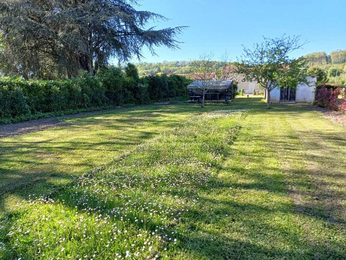 Location de vacances pour 4 personnes, avec vue et jardin à Pineuilh - 3